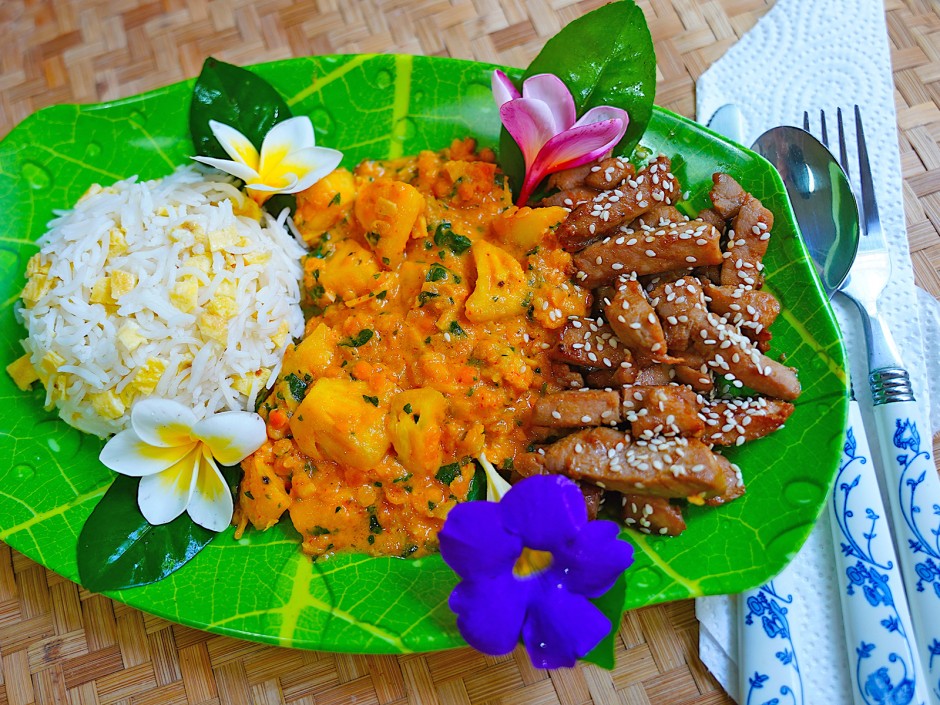 Curry with red lentils and pineapple - recipe - photo: evelyn