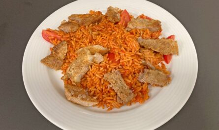 Mediterranean rice with meat strips - recipe - photo: benjamin