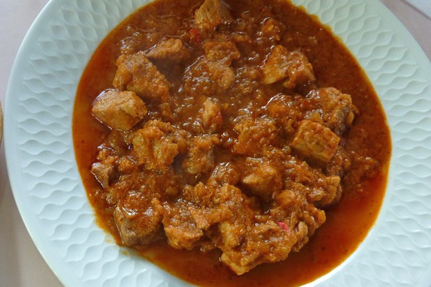 Pork stew - recipe - photo: charred_emily