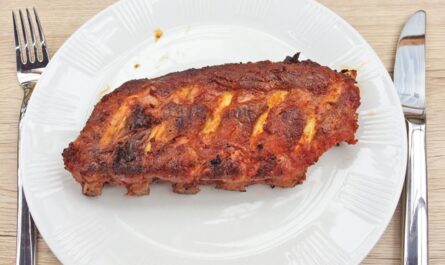 Pork ribs with honey marinade - recipe - photo: falcon